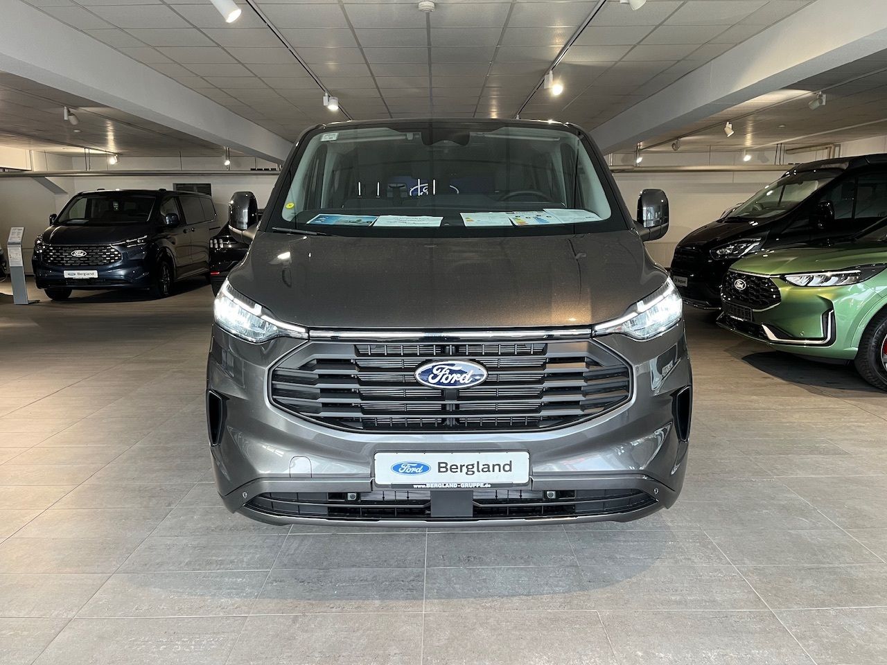 Ford Transit Custom KOMBI 320L2 Limited imagem 2