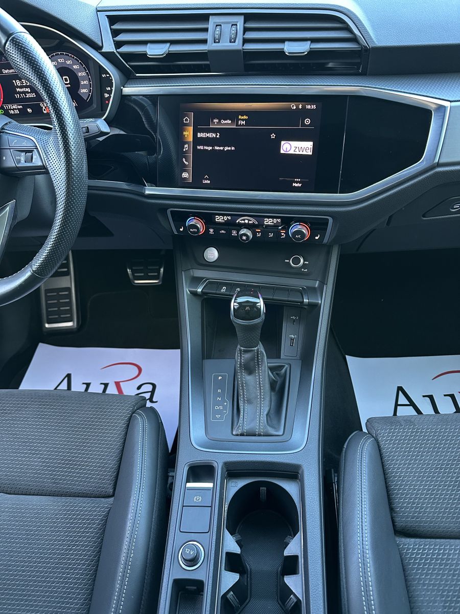 Fahrzeugabbildung Audi Q3 35 TDI S-Line LED+PANO+AHK+STANDHEIZUNG+18ZO