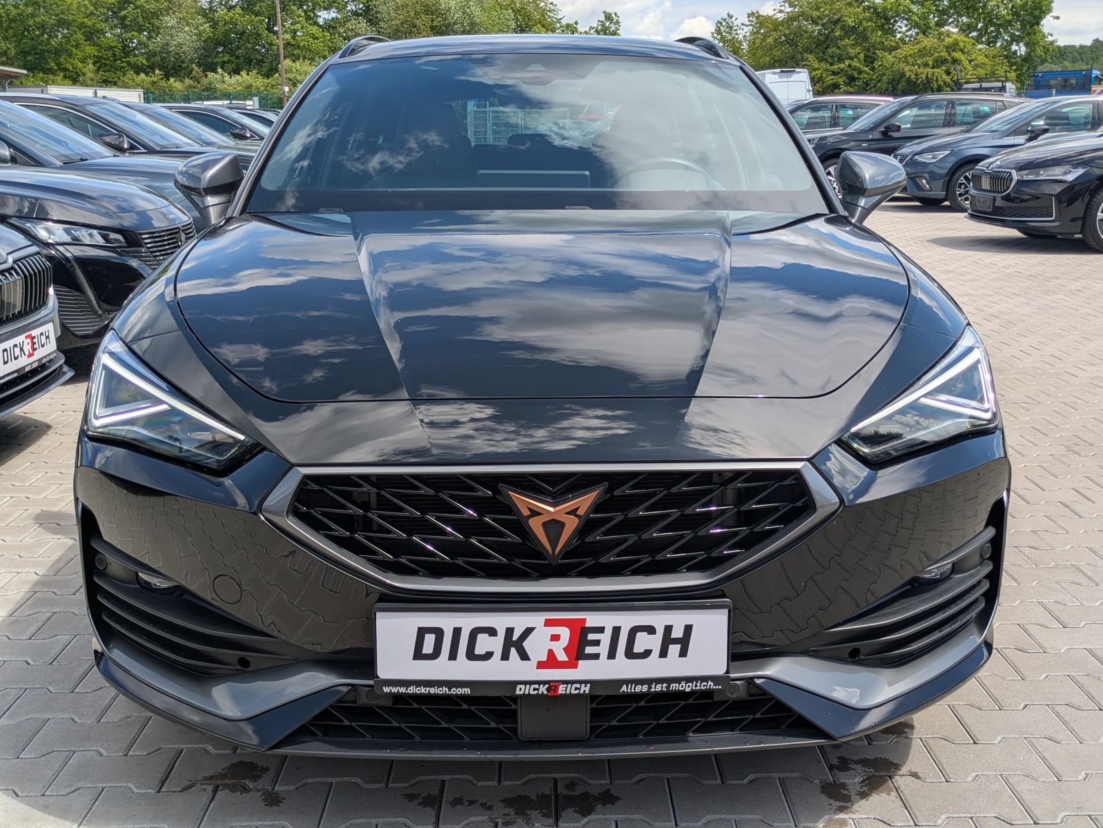 Fahrzeugabbildung CUPRA Leon 1.5 eTSI DSG MATRIX-LED*ACC*APP*KAMERA*18"