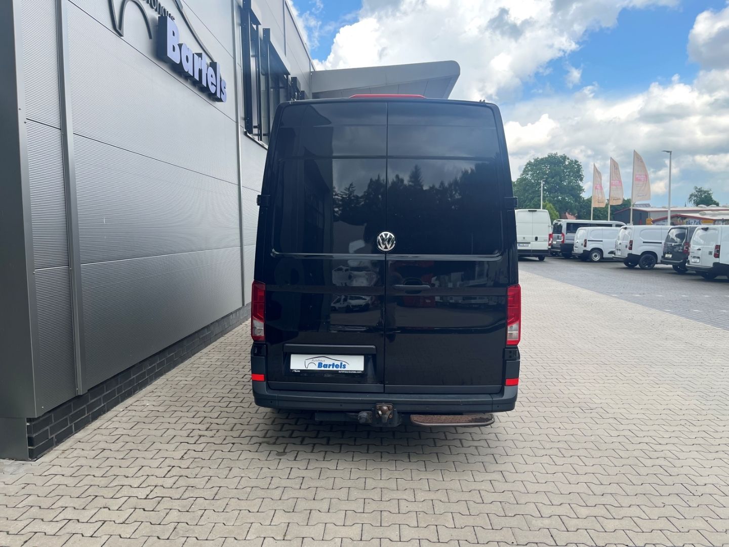 Fahrzeugabbildung Volkswagen Crafter PLUS 35 lang Hochdach FWD Kasten