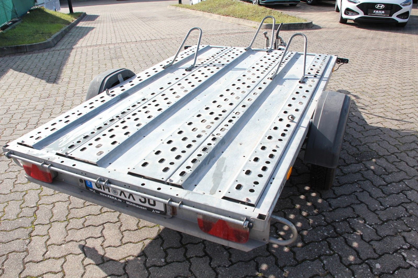 Fahrzeugabbildung Stema ST 02-1