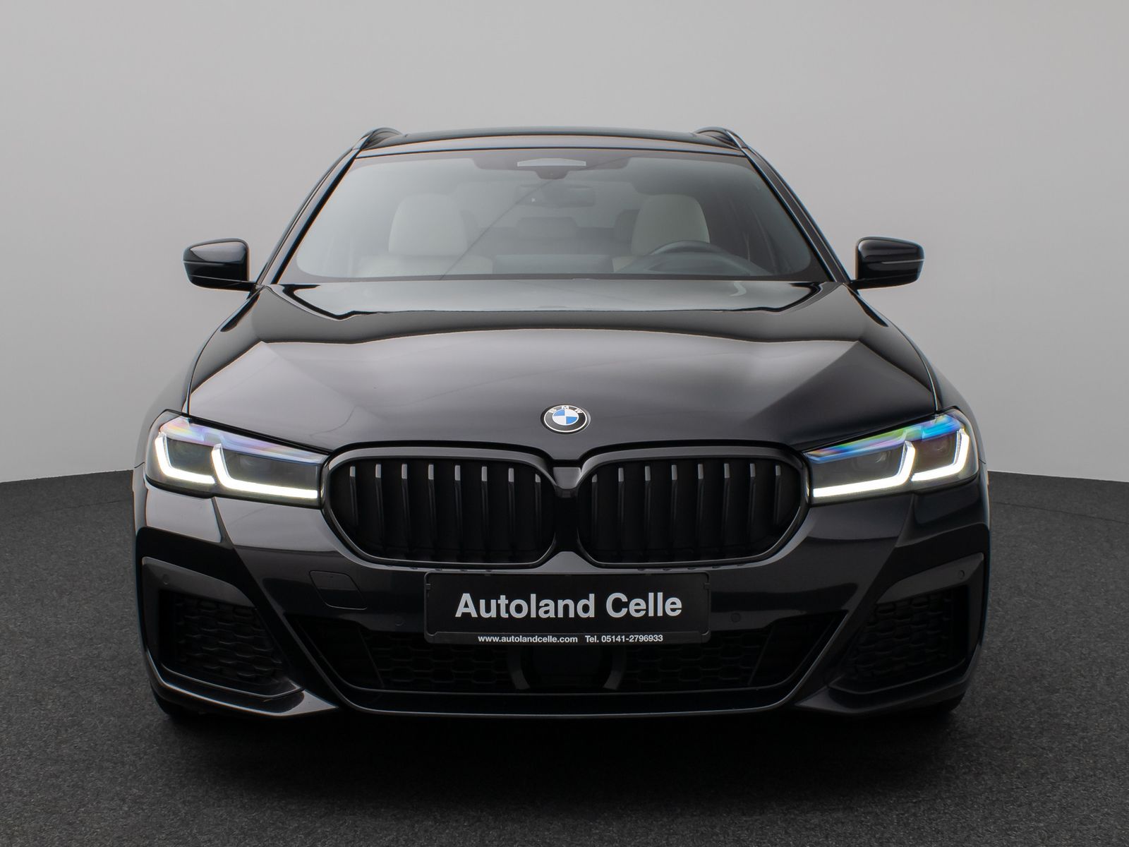 Fahrzeugabbildung BMW 540d xD M Sport Panorama Kamera Laser TV HUD H/K