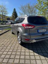 Ford Kuga 2,0 TDCi 4x4 120kW Titanium PowerShift ... - Ford Kuga aus 2013