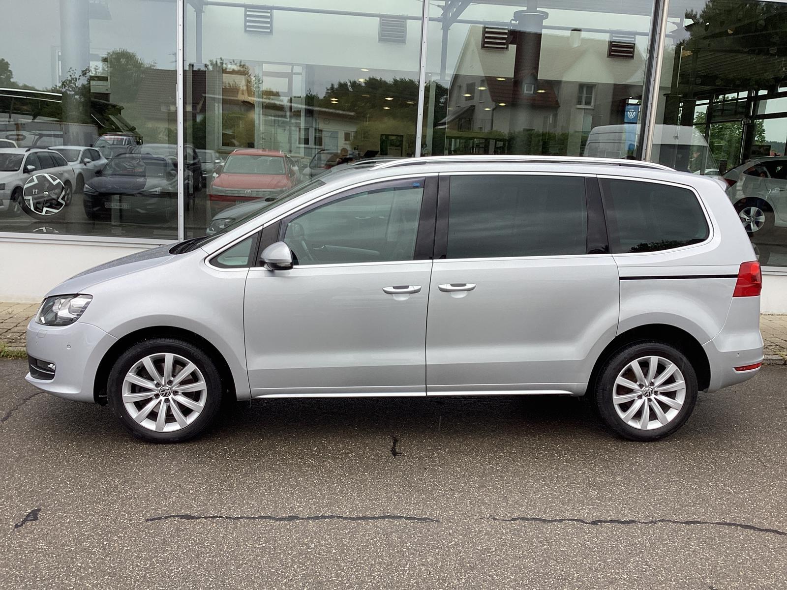 Volkswagen Sharan 2.0 TDI DSG Highline/Kamera/Pano/Navi/AHK