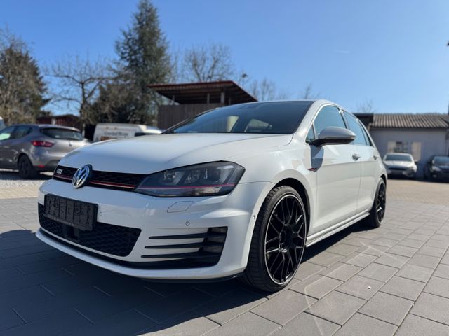 Volkswagen Golf VII Lim. GTI BMT