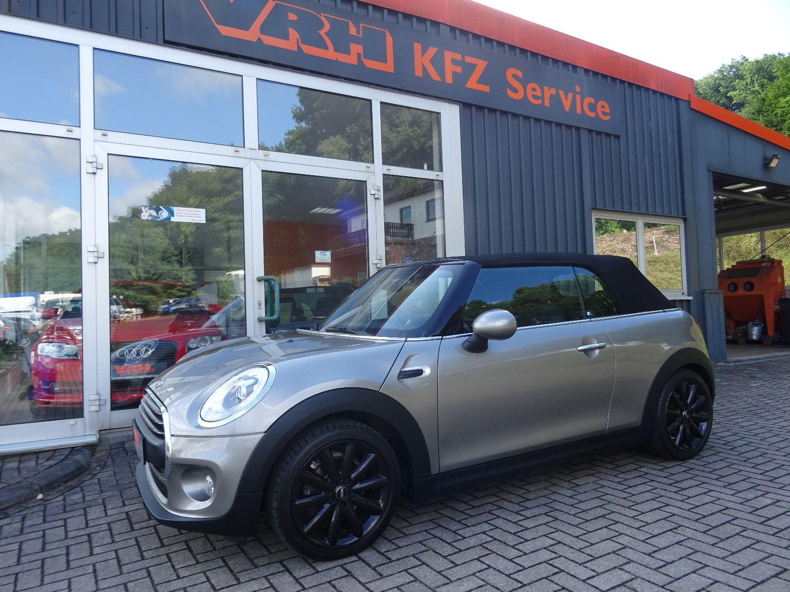 MINI ONE_CABRIO