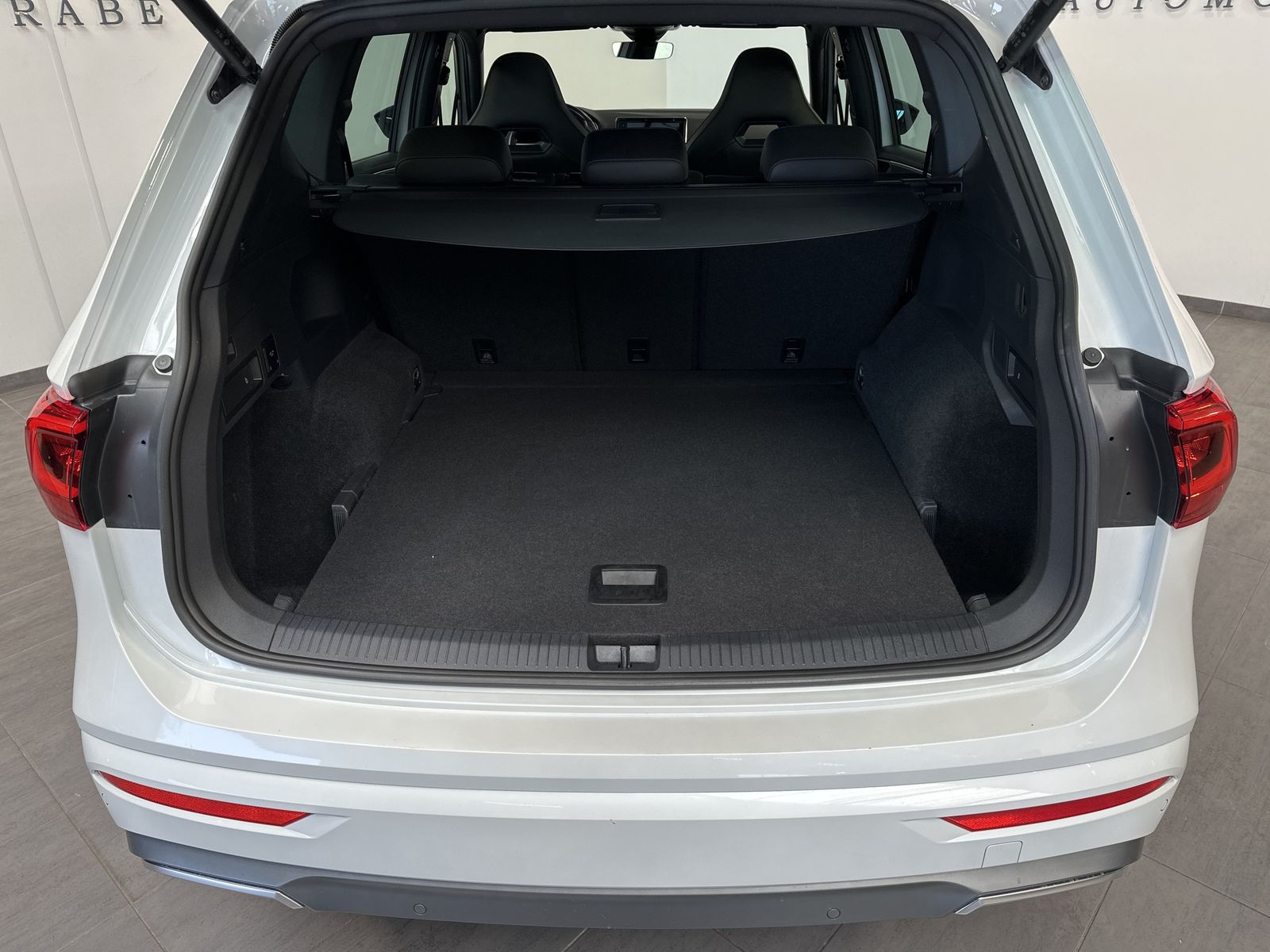 Fahrzeugabbildung SEAT Tarraco FR 4Drive NAV+LED+AHK+BEATS+PANO+20ZO+VC