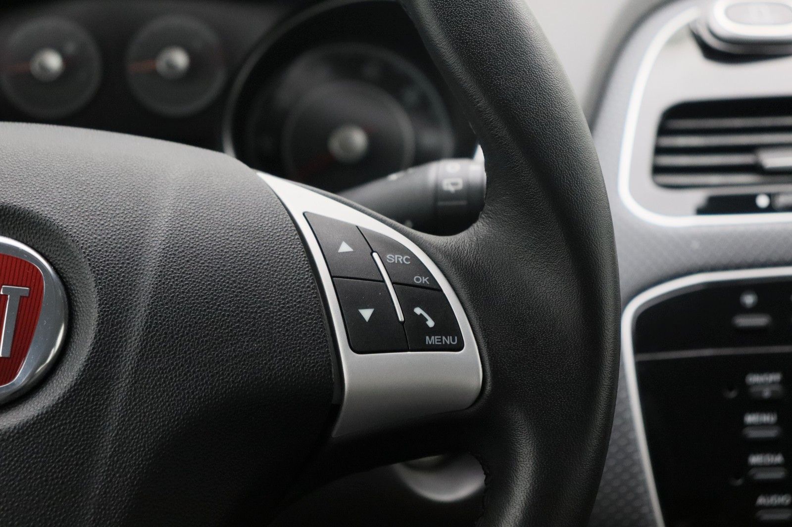 Fahrzeugabbildung Fiat Punto Evo 1.4 Dynamic