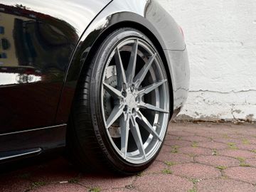 Mercedes S 560 - 9
