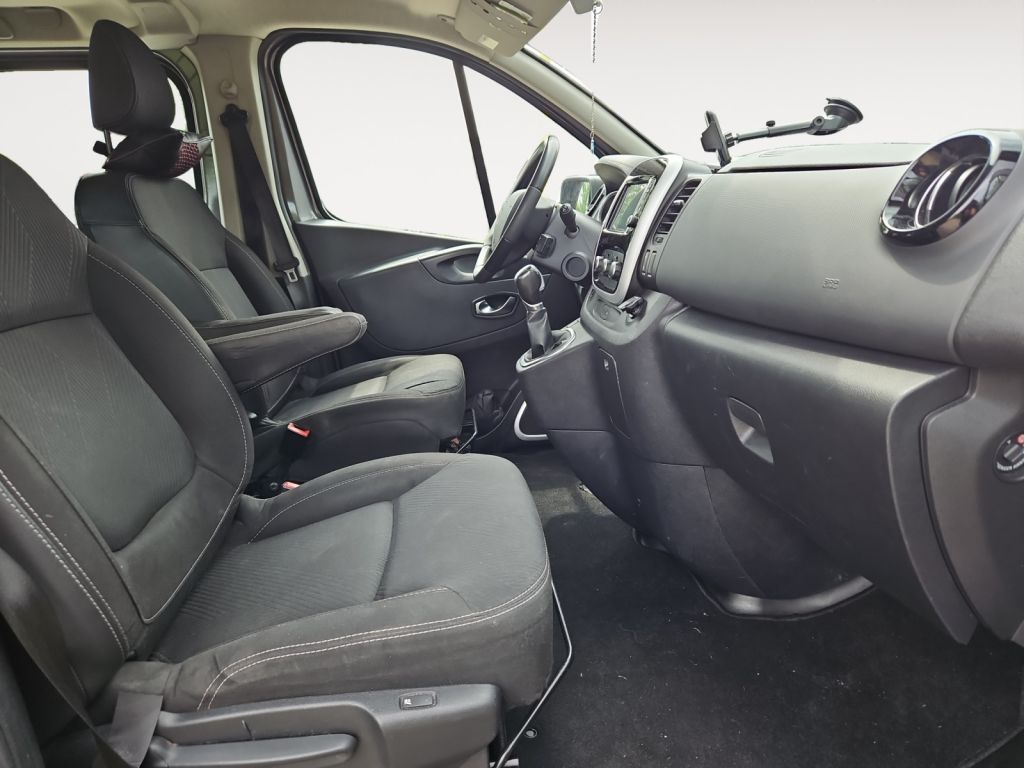 Fahrzeugabbildung Renault Trafic ENERGY dCi 170 EDC Grand Combi Life