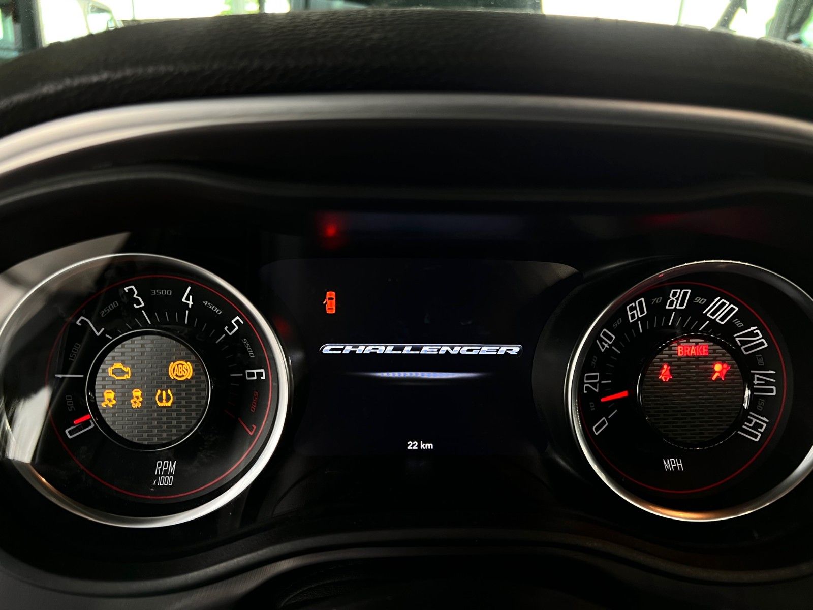 Fahrzeugabbildung Dodge Challenger SXT V6 Navi Carplay 1.Hand Unfallfrei