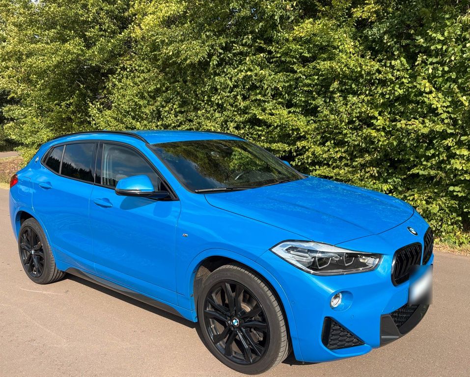 Image of BMW X2