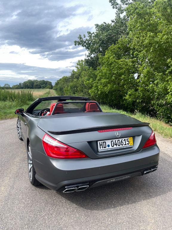 Mercedes-Benz SL 63 AMG