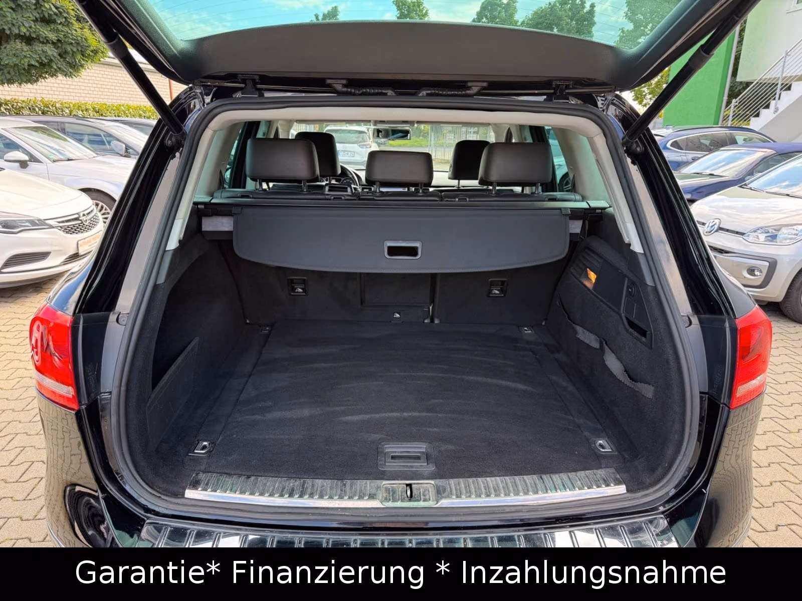 Volkswagen Touareg V6 3.6 FSI BMT/ Automatik/ Navi/ Leder