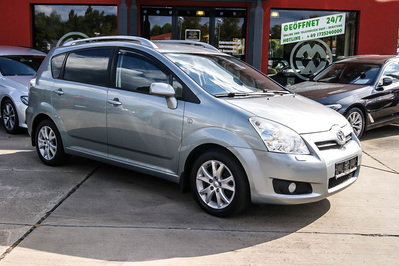 Fahrzeugabbildung Toyota Corolla Verso 1.8 Team 7-SITZER FAMILIENBESITZ