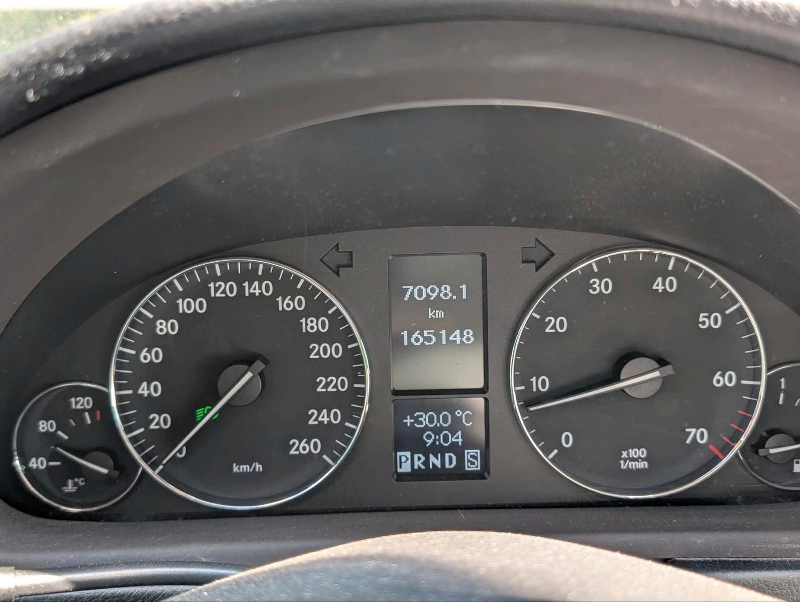 Mercedes-Benz C280 2006 — photo 11