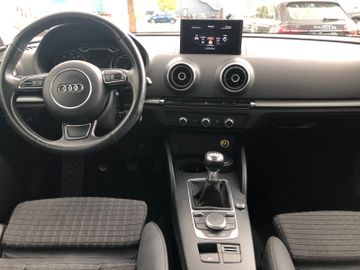 Audi A3 - 8