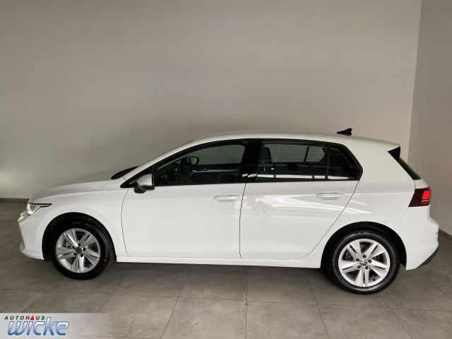 Golf VIII 1.5 TSI Life CONNECT KLIMA PDC LED