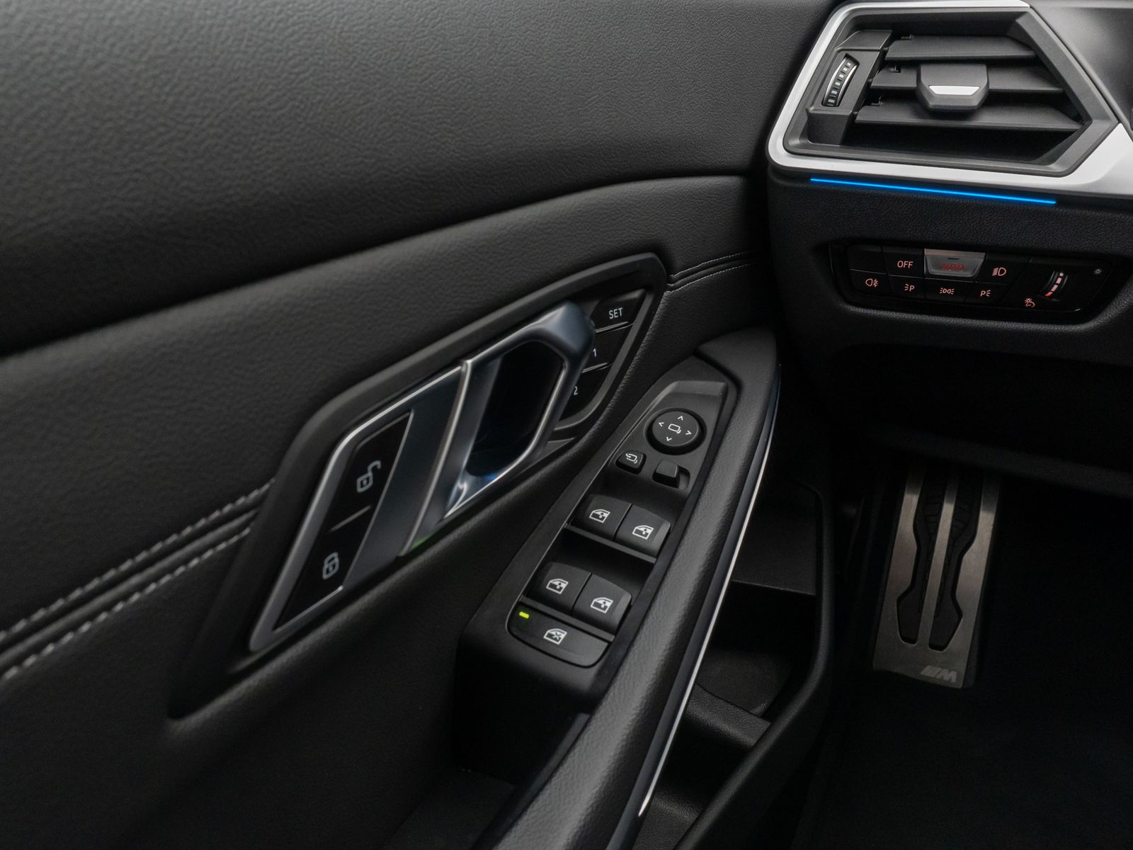 Fahrzeugabbildung BMW 320d MSport Kamera DAB HiFi Komfort Leder 19Zoll