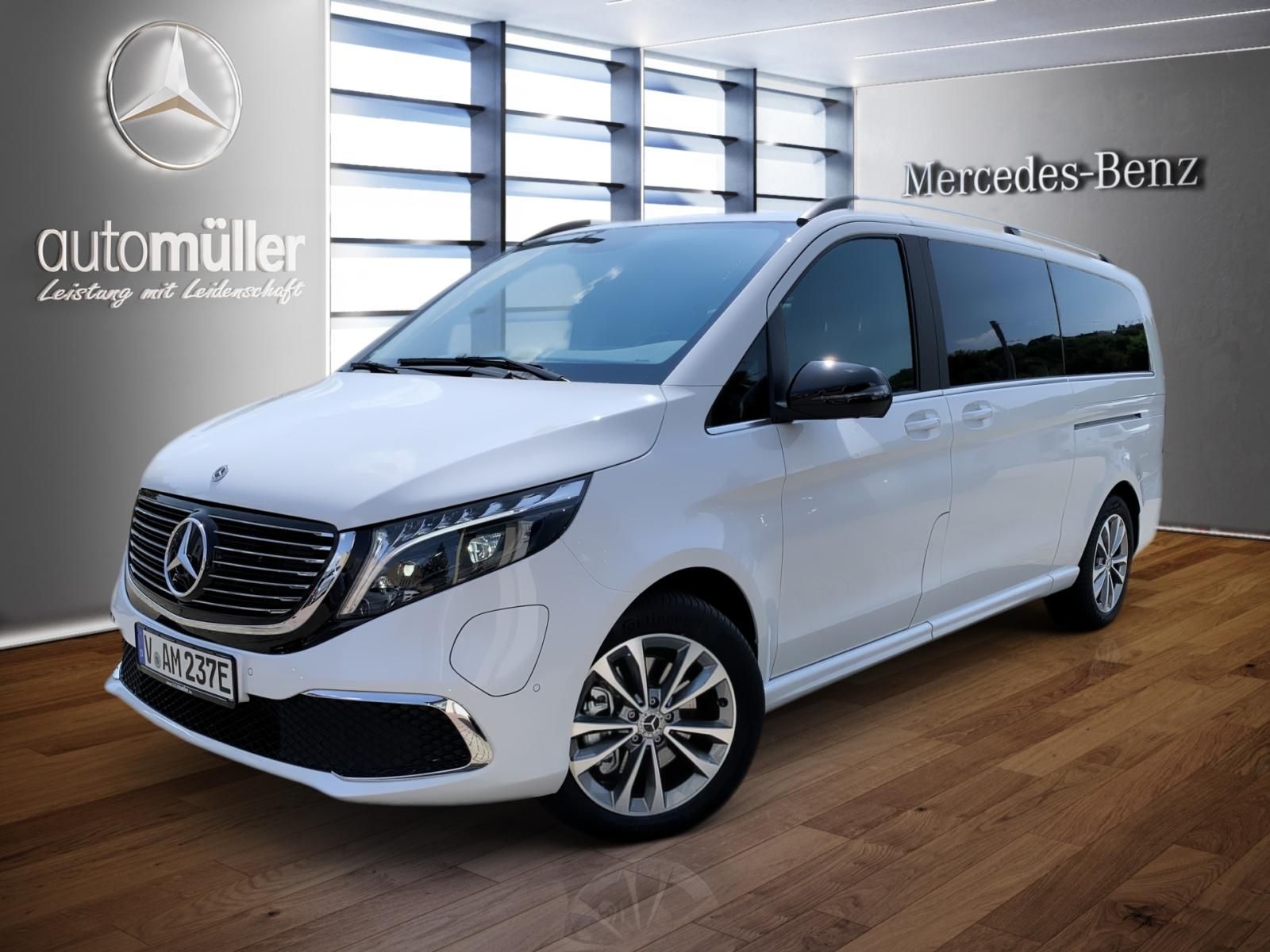 MERCEDES-BENZ EQV 300 Extralang Airmatic Leder LED Standhzg