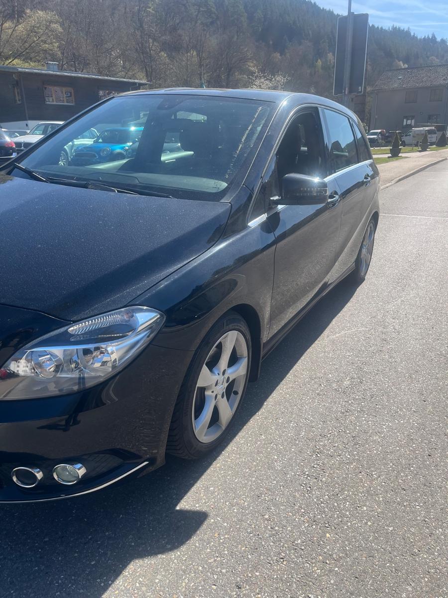 Mercedes-Benz B 200 B B 200 CDI