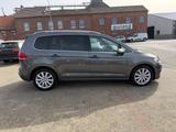 Volkswagen Touran Highline DSG LED AHK ACC LED KAMERA LEDER - Volkswagen Touran: Standheizung