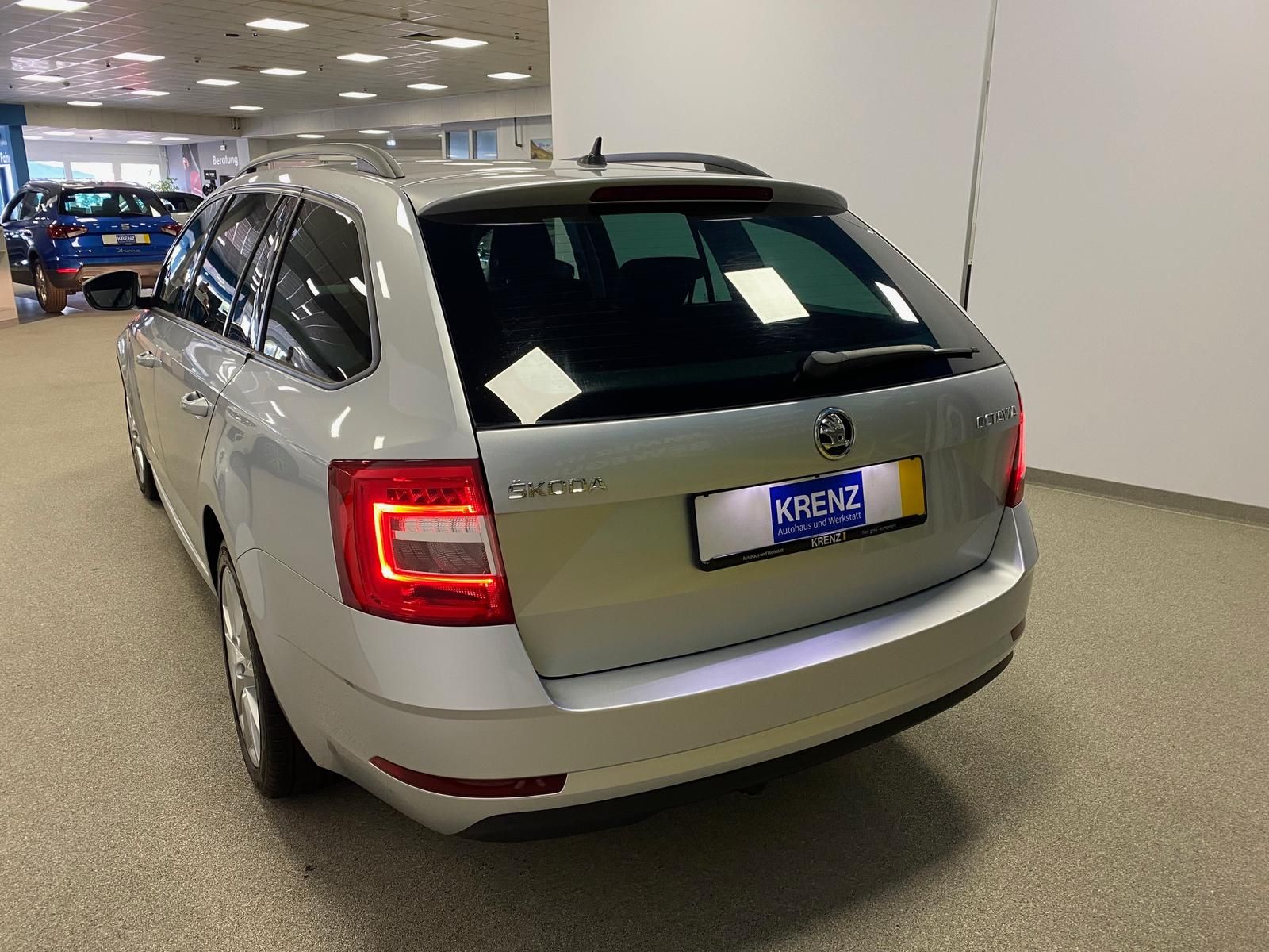 Fahrzeugabbildung SKODA Octavia 1.0 TSI Clever APP+KLIMA+PDC+SITZHEIZ+An