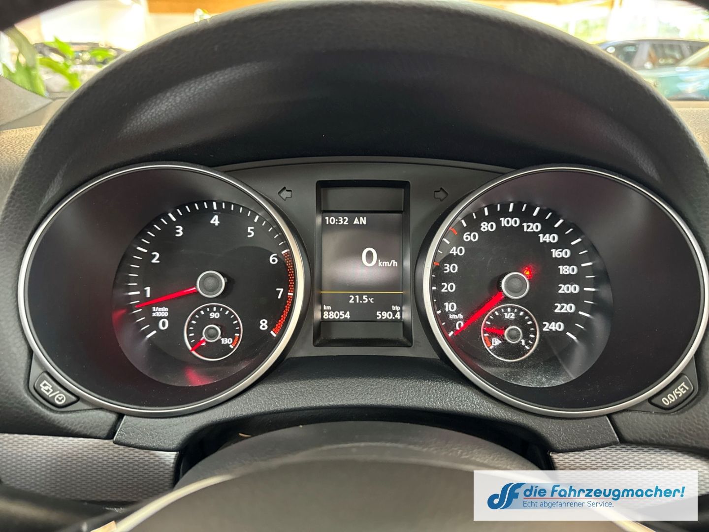 Fahrzeugabbildung Volkswagen Golf VI Cabriolet Lounge BMT Navi Dyn. Kurvenlic