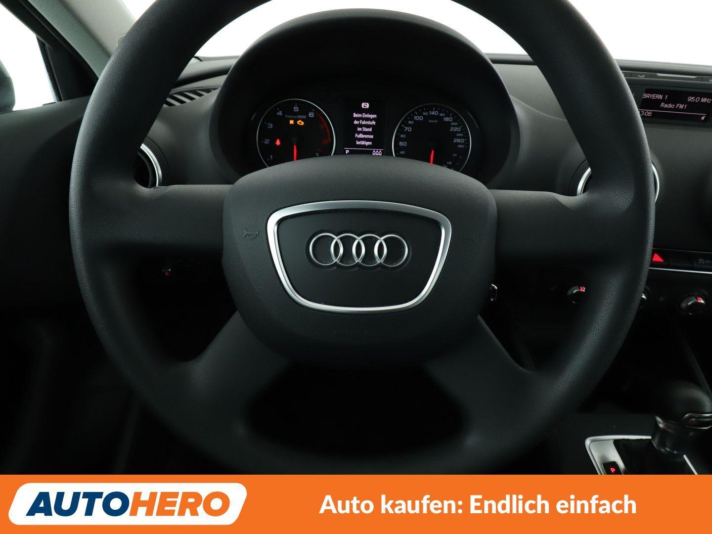 Audi A3 Sportback 1.4 TFSI Attraction Aut.*PDC*SHZ*