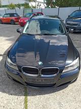 BMW 320 3 Touring 320 d - BMW 320 aus 2011: 320d