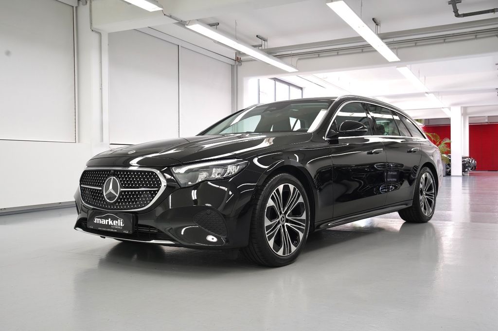 Image of Mercedes-Benz E 220