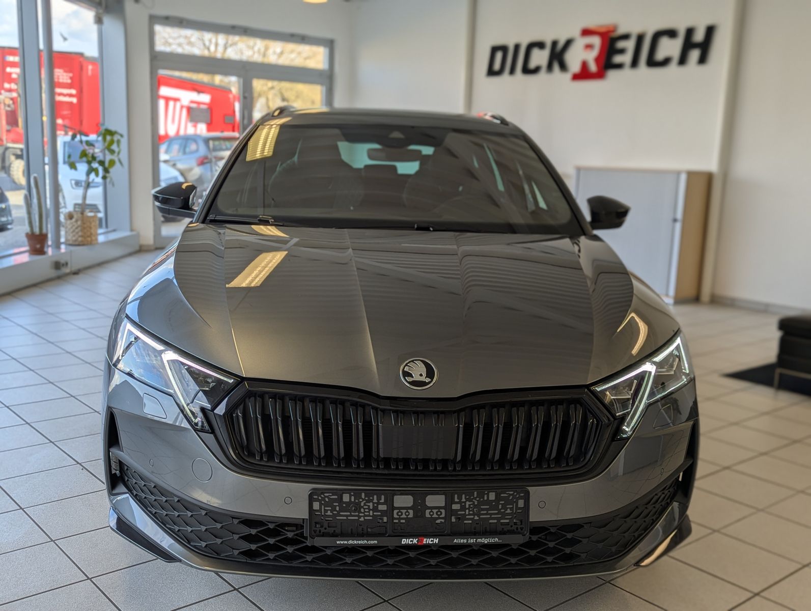 SKODA Octavia 2.0 TDI Sportline Matix Canton AHK 5J-Ga - Image 2