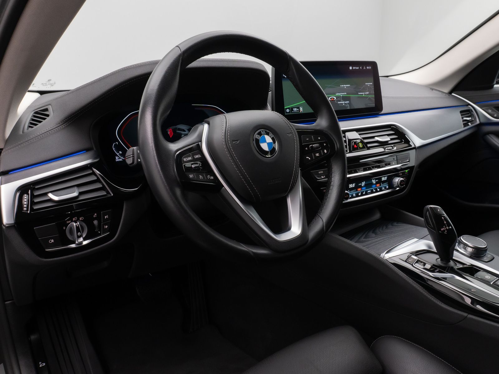 Fahrzeugabbildung BMW 520d Luxury Line Kamera DAB AHK Fernlichtassist