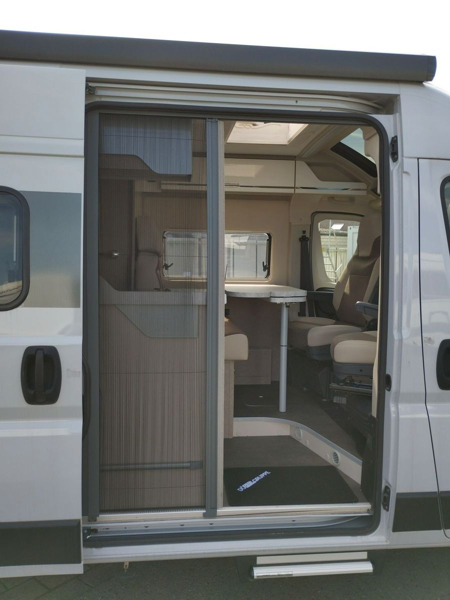 Fahrzeugabbildung Karmann Davis Lifestyle DA 591 LS Markise und Skyroof