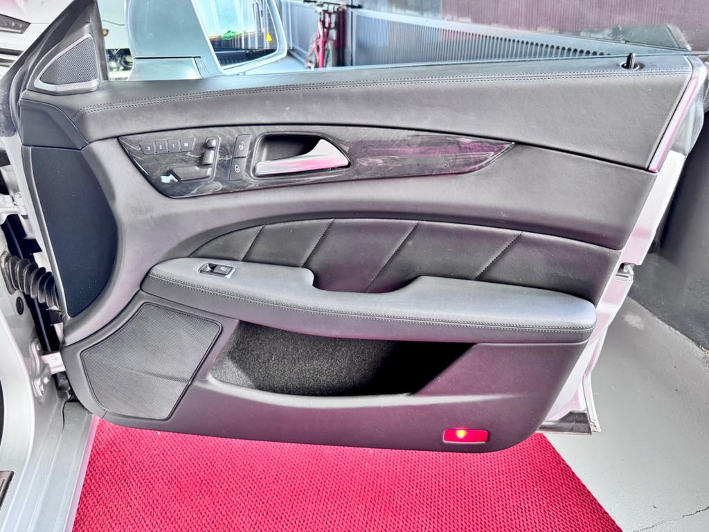 Mercedes-Benz CLS 500