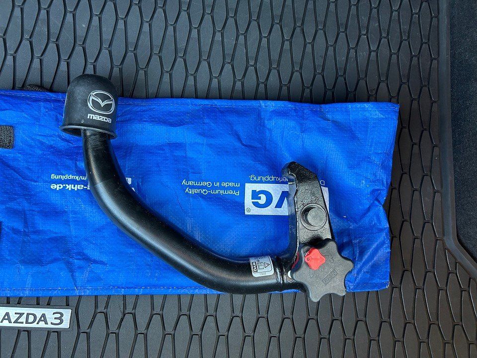Fahrzeugabbildung Mazda 3 SKY-X 186 SELECTION AHK DES/PRE-P GARANTIE6/28