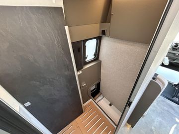 HYMER ERIBA HYMERCAR Grand Canyon S 700 4x4 CLESANA Autarkie AHK VOLL