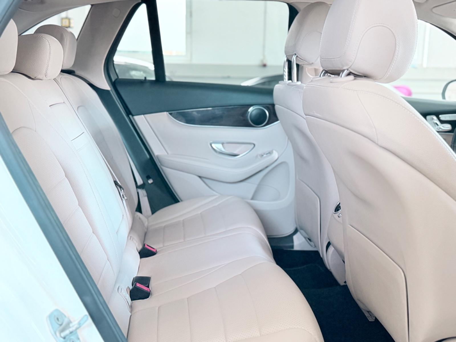 Mercedes-Benz GLC 300 AMG LINE KAMERA