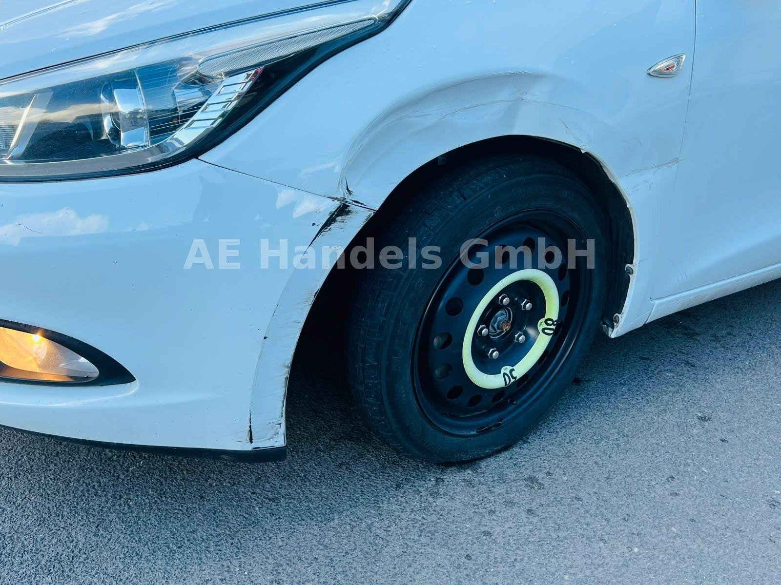 Kia cee'd 2014 — photo 10