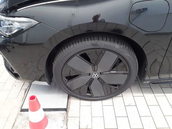Passat Variant 1.5 TSI eHybrid R-Line AHK BLACK