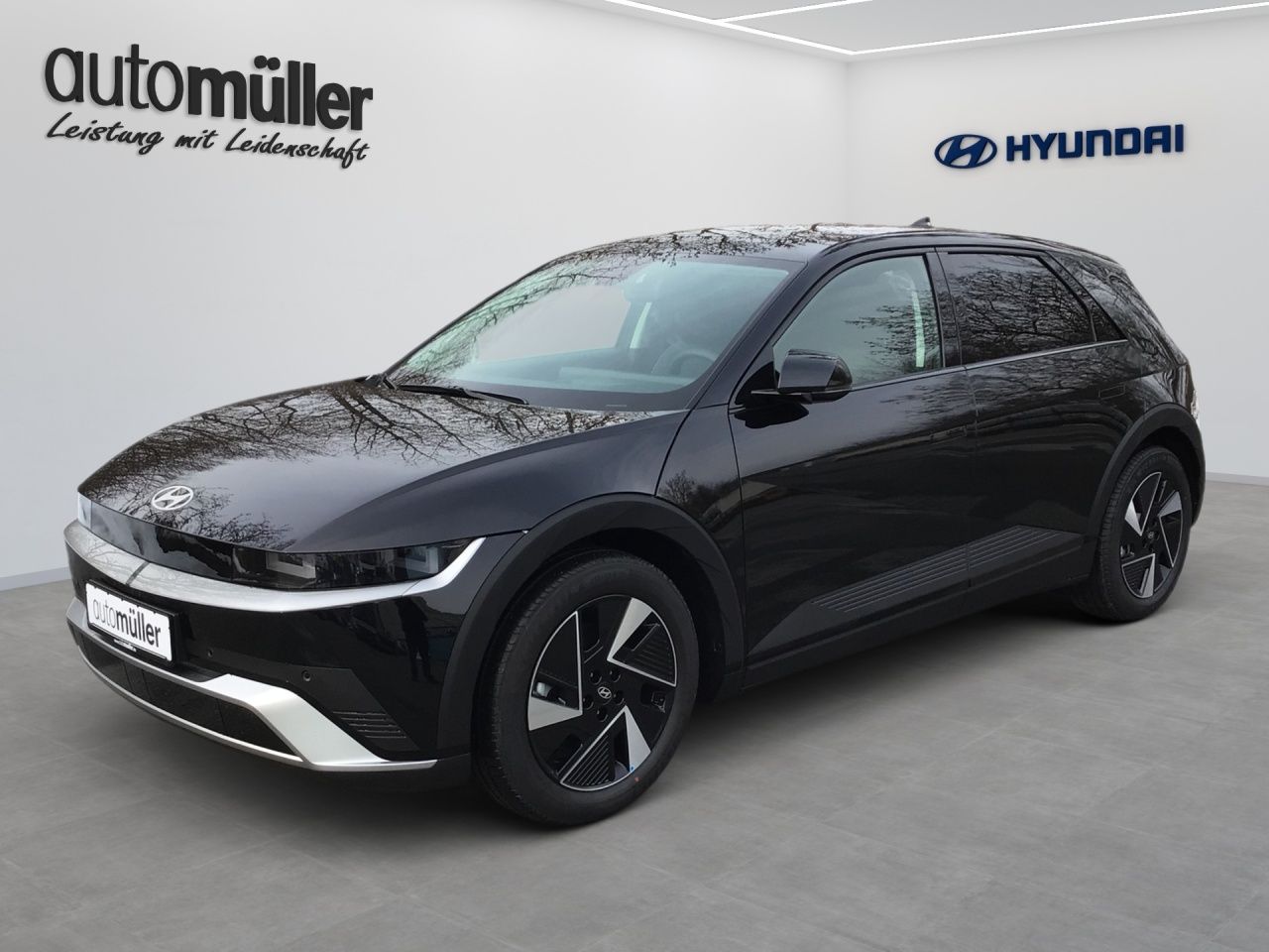 Fahrzeugabbildung Hyundai IONIQ 5 UNIQ *Panorama-Glasdach* 4xSHZ ACC AUT