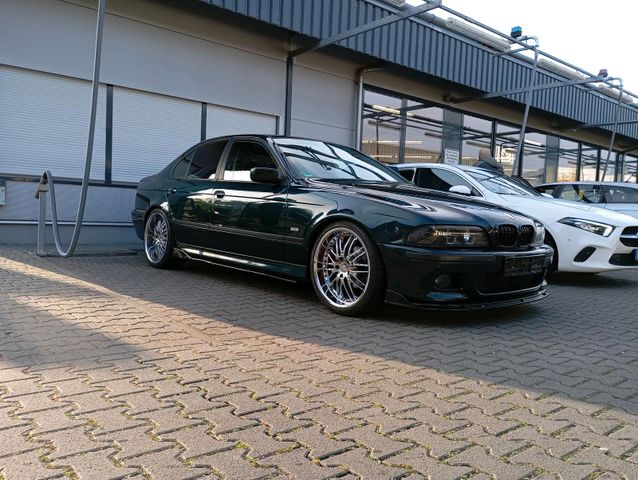 BMW E39 528i Benzin (TÜV)