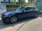 Mercedes-Benz E 400 d 4MATIC T Aut. AMG Sport Style Garantie  - gebrauchte Mercedes-Benz E 400 aus dem Jahr 2020