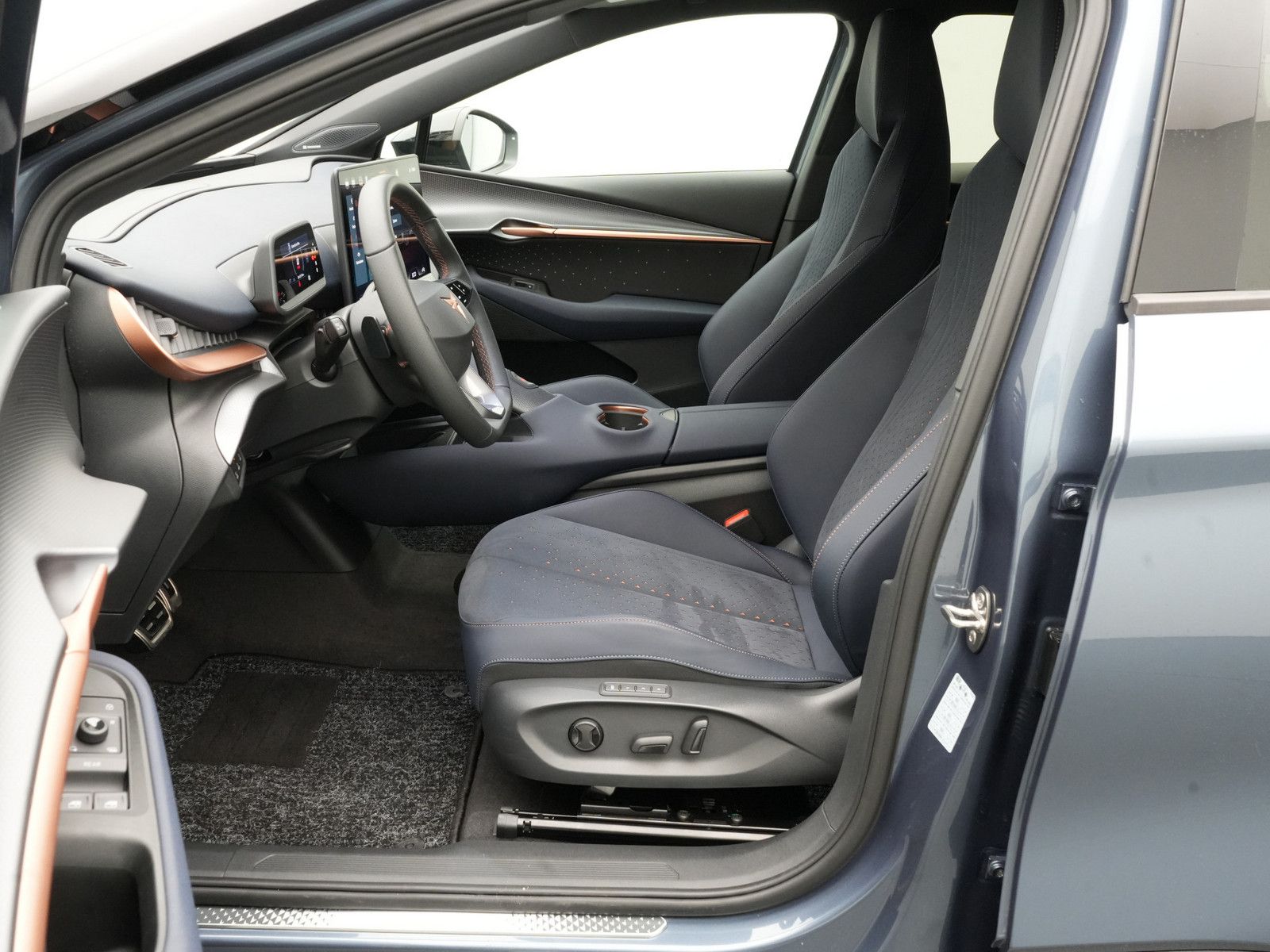 Cupra Tavascan - Bild 11