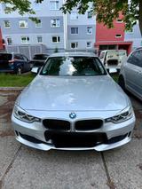 BMW 316i 2013 82.5km Xenon headlights - BMW 316: Limousine, 316i