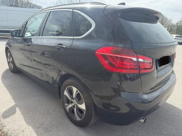 BMW 220 - 2