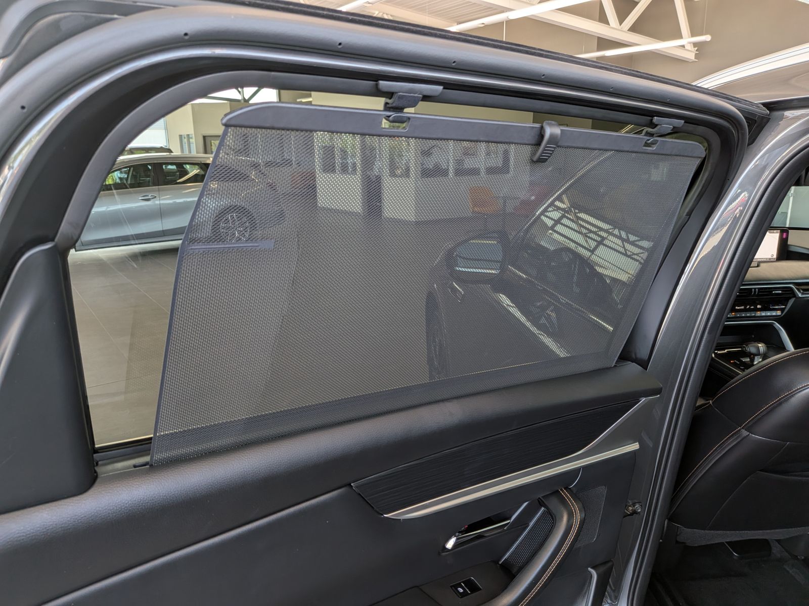 Vehicle image Mazda CX-80 3.3L E-SKYACTIV D 254 HOMURA+ 7-seat Pano