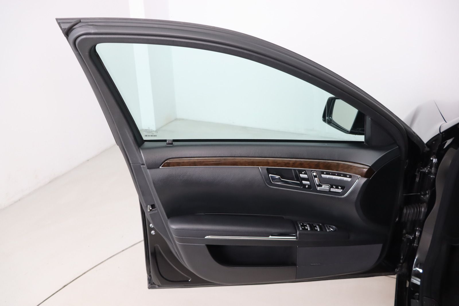 Fahrzeugabbildung Mercedes-Benz S 350 BlueTEC 4MATIC  * DIS * Nachtsicht * AHK