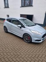 Ford Fiesta 1.6 ST 200 mk7 - Ford: Mk1