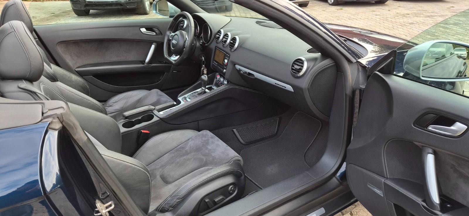 Audi TT Roadster 3.2 Roadster quattro S-Line